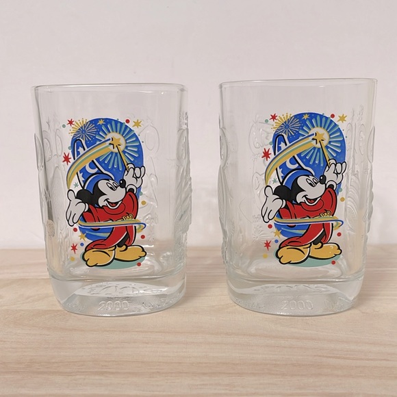 McDonald's Other - McDonald's 2000 Walt Disney Epcot Cups (2)